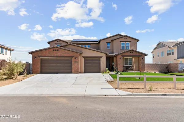 $1,100,000 | 3743 Eliopulos Ranch Drive, Palmdale, CA 93551