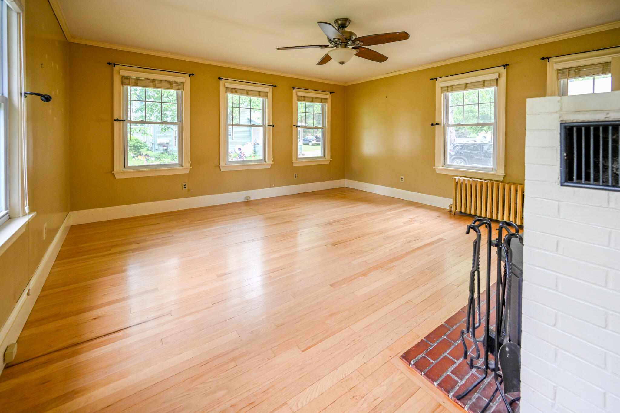 84 Federal Street Parsonsfield, ME 04047 - Photo 8 of 63 Family Room