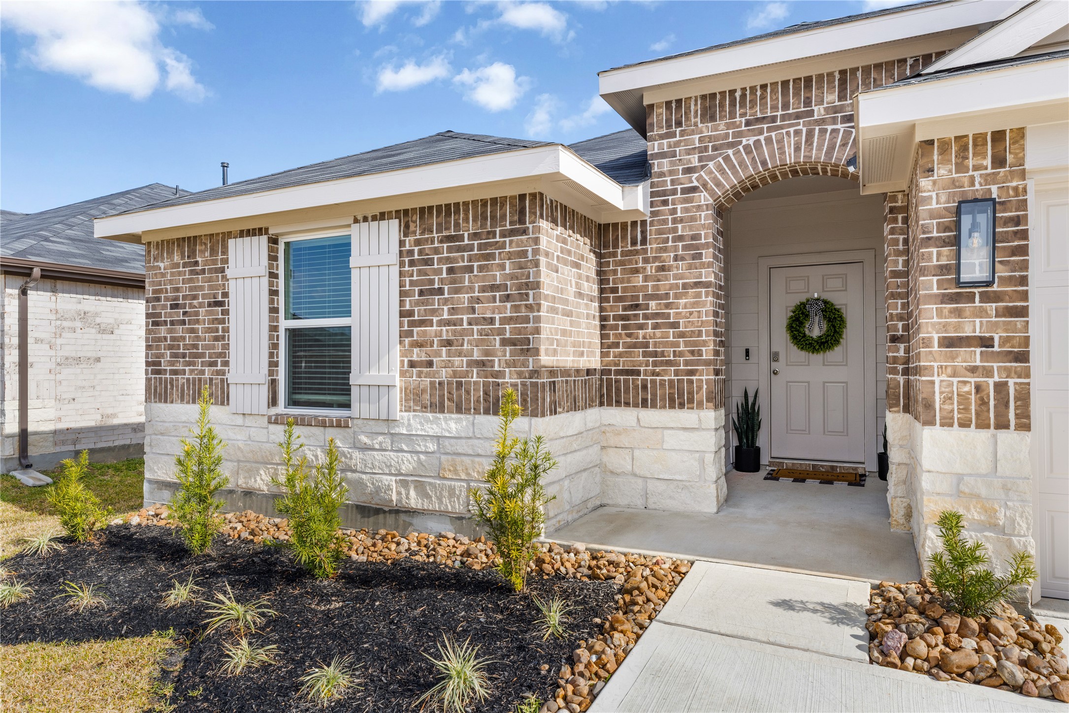 18771 Goldbach Road New Caney, TX 77357 - Photo 4 of 38 Welcoming front porch.