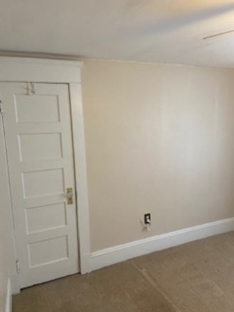91 Clayton Street Springfield, MA 01107 - Photo 8 of 13 Gallery Image 8