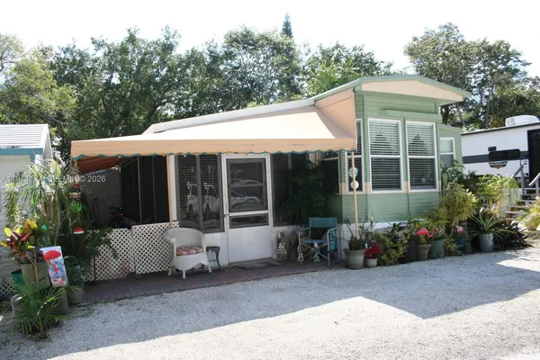 $360,000 | 101551 Overseas Highway, Key Largo, FL 33037