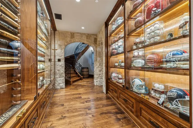 $10,995,000 | 1121 Post Oak Place, Westlake, TX 76262