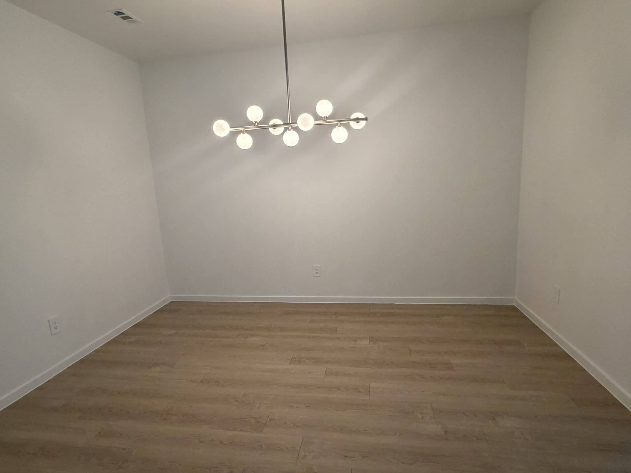 523 Robin Court Angleton, TX 77515 - Photo 13 of 50