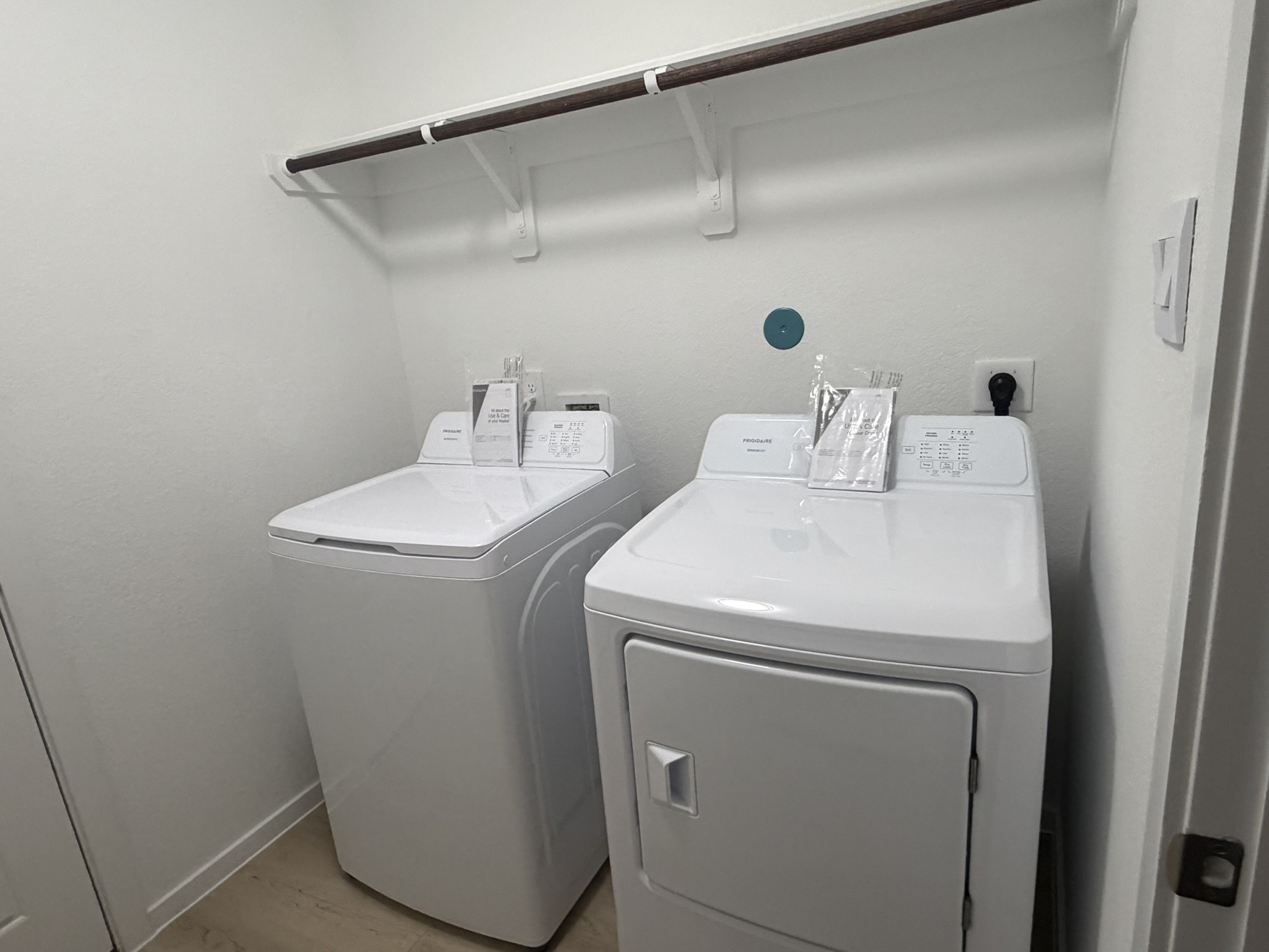 523 Robin Court Angleton, TX 77515 - Photo 46 of 50