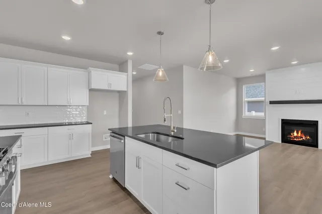 $630,000 | 6761 North Coeur Terre Boulevard, Coeur D'Alene, ID 83815