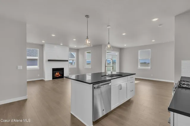 $630,000 | 6761 North Coeur Terre Boulevard, Coeur D'Alene, ID 83815