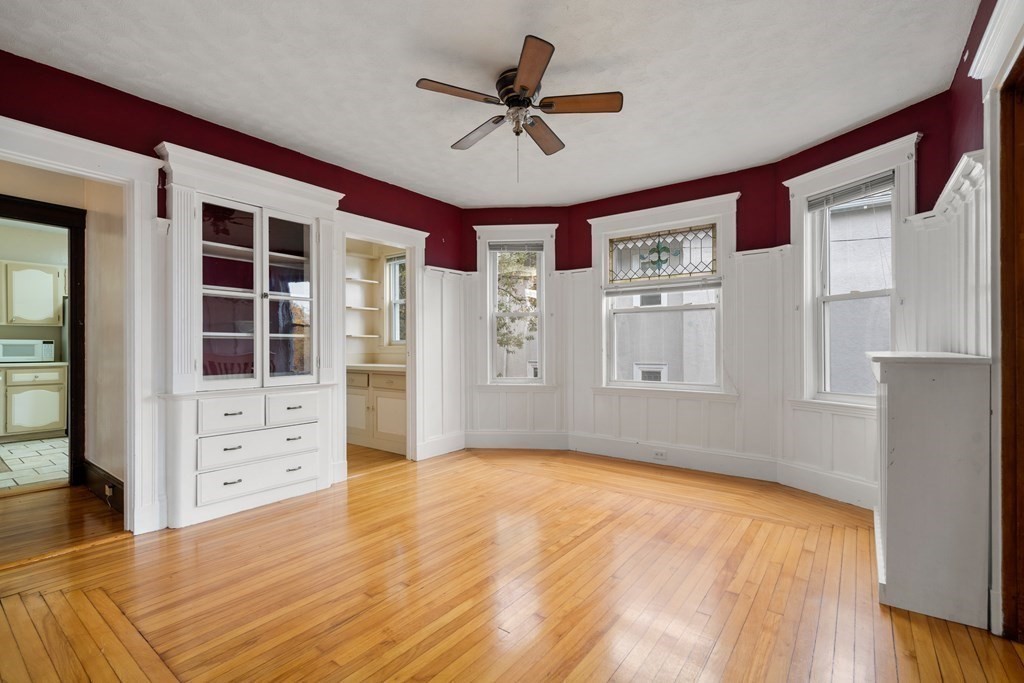 17 Alden Road Watertown, MA 02472 - Photo 3 of 30 Gallery Image 3