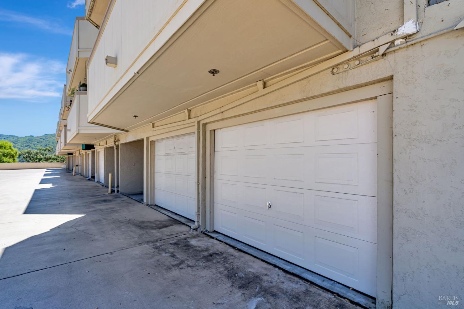 270 Channing Way, Unit 1 San Rafael, CA 94903 - Photo 22 of 32