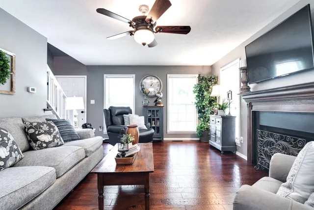 $539,999 | 131 Pin Oaks Lane, Hohenwald, TN 38462