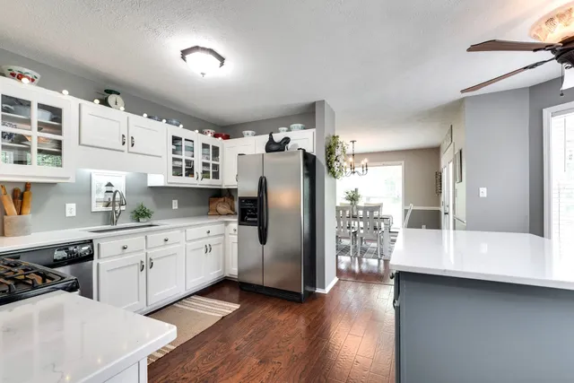 $539,999 | 131 Pin Oaks Lane, Hohenwald, TN 38462