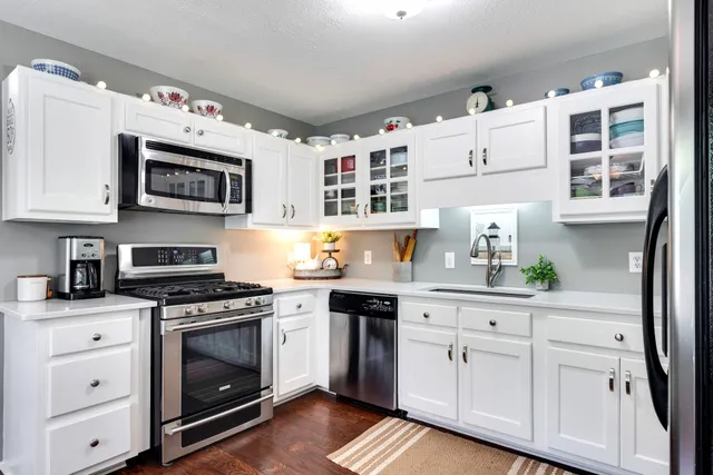 $539,999 | 131 Pin Oaks Lane, Hohenwald, TN 38462