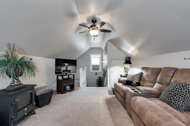 $539,999 | 131 Pin Oaks Lane, Hohenwald, TN 38462