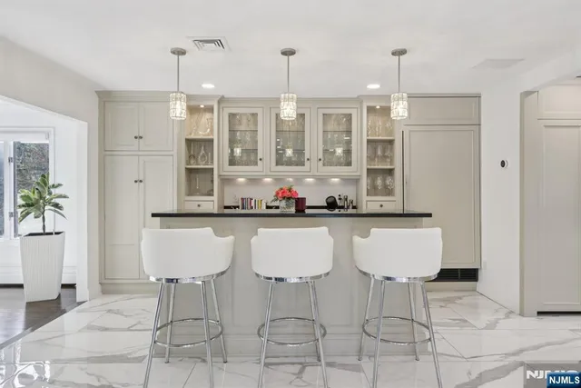 $2,200,000 | 301 Piermont Road, Norwood, NJ 07648