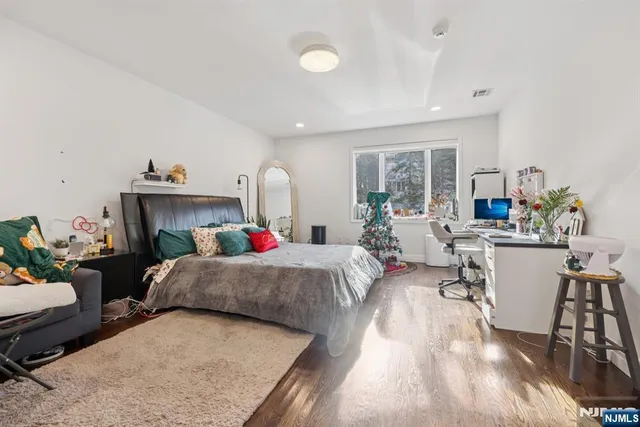 $2,200,000 | 301 Piermont Road, Norwood, NJ 07648