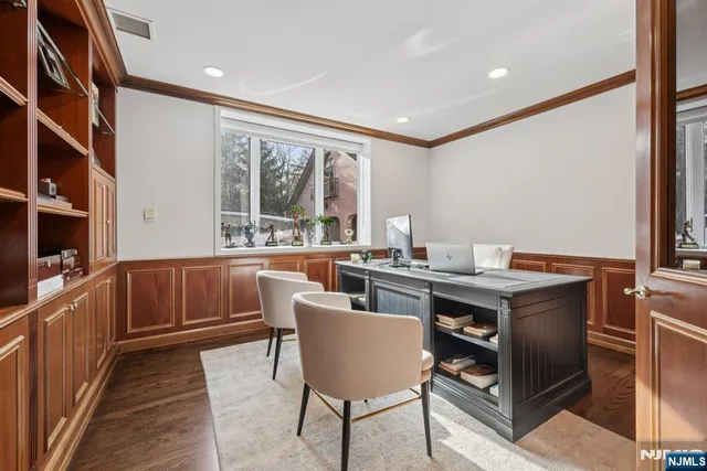 $2,200,000 | 301 Piermont Road, Norwood, NJ 07648