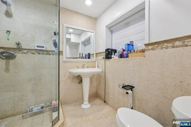 $2,200,000 | 301 Piermont Road, Norwood, NJ 07648