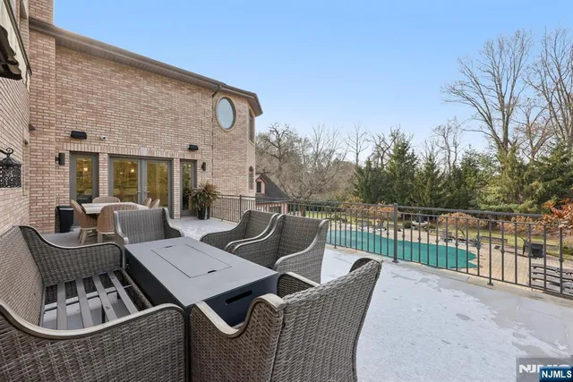 $2,200,000 | 301 Piermont Road, Norwood, NJ 07648