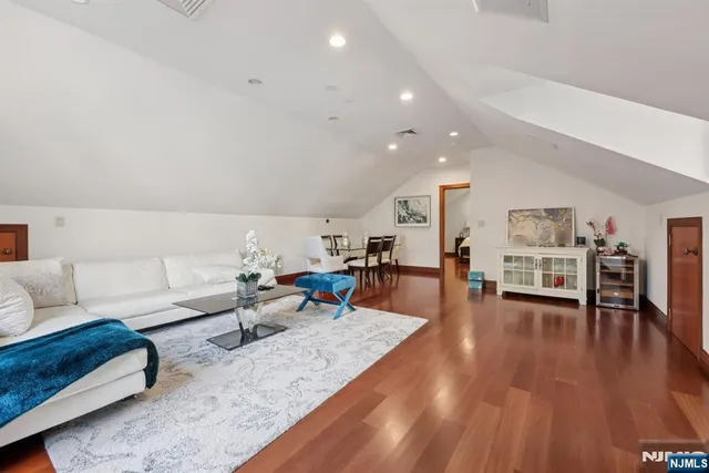 $2,200,000 | 301 Piermont Road, Norwood, NJ 07648