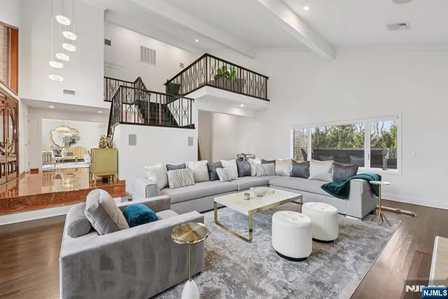 $2,200,000 | 301 Piermont Road, Norwood, NJ 07648