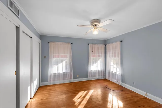 a view of empty room with window