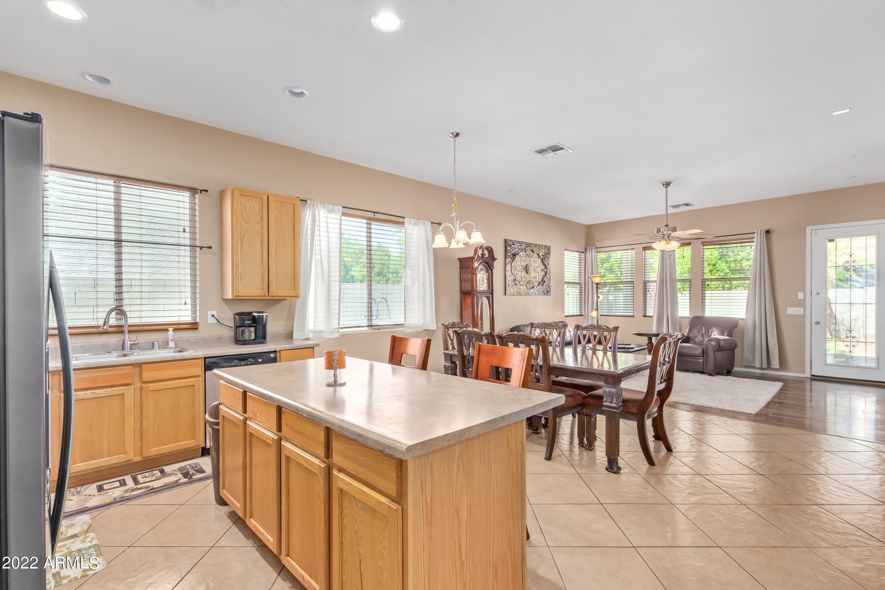 14440 West Redfield Road Surprise, AZ 85379 - Photo 7 of 33 12 - Redfield