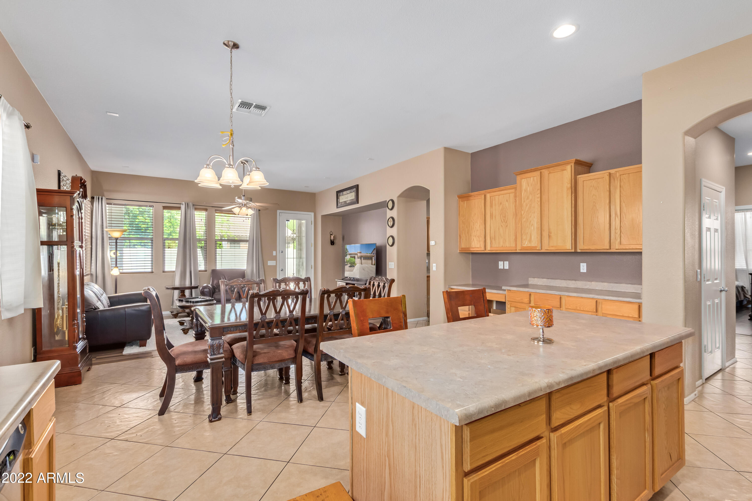 14440 West Redfield Road Surprise, AZ 85379 - Photo 8 of 33 13 - Redfield