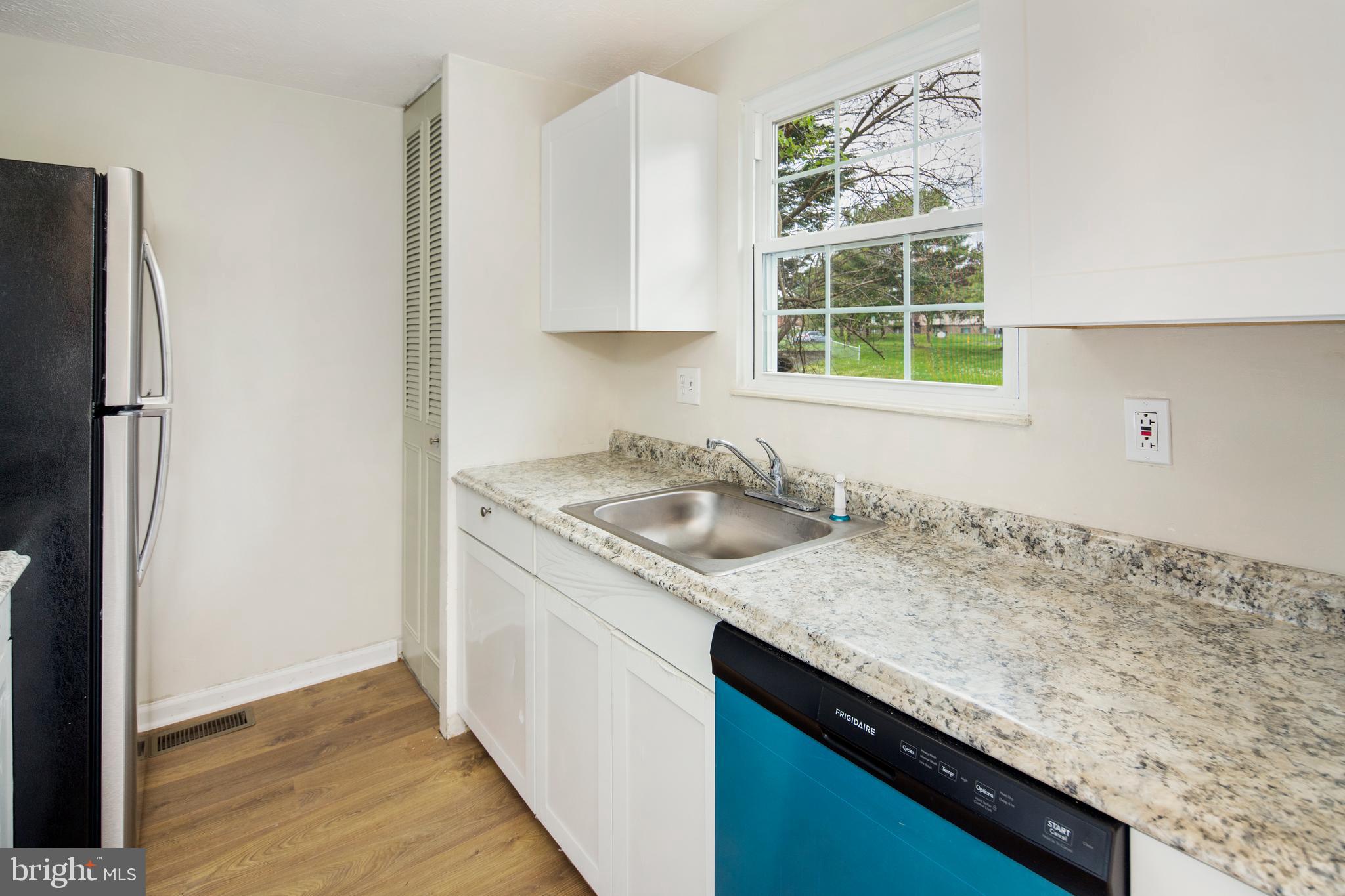 445 Heather Ridge Drive Frederick, MD 21702 - Photo 11 of 30 Simply gorgeous counter tops