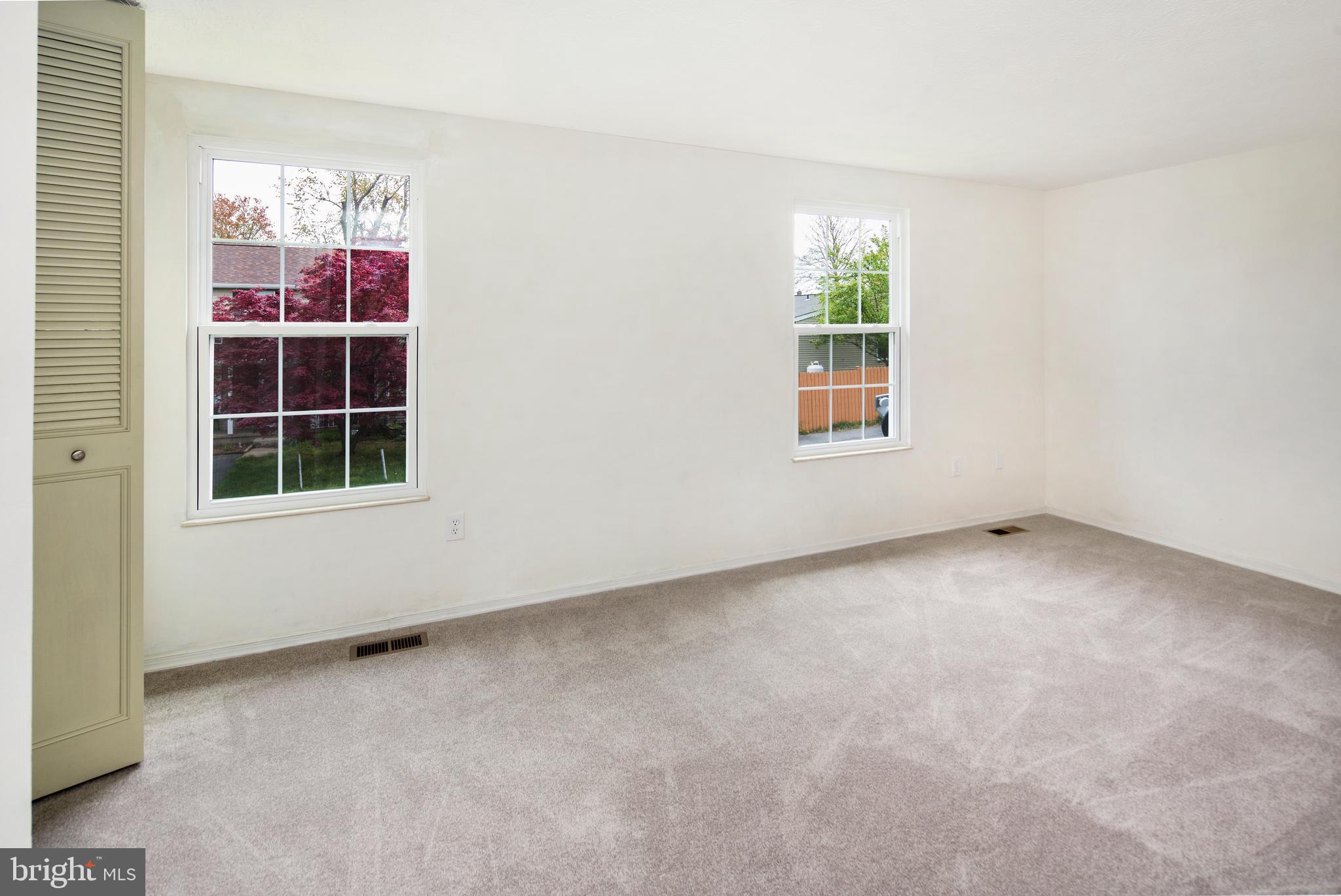 445 Heather Ridge Drive Frederick, MD 21702 - Photo 15 of 30 Natural Light floods the Master