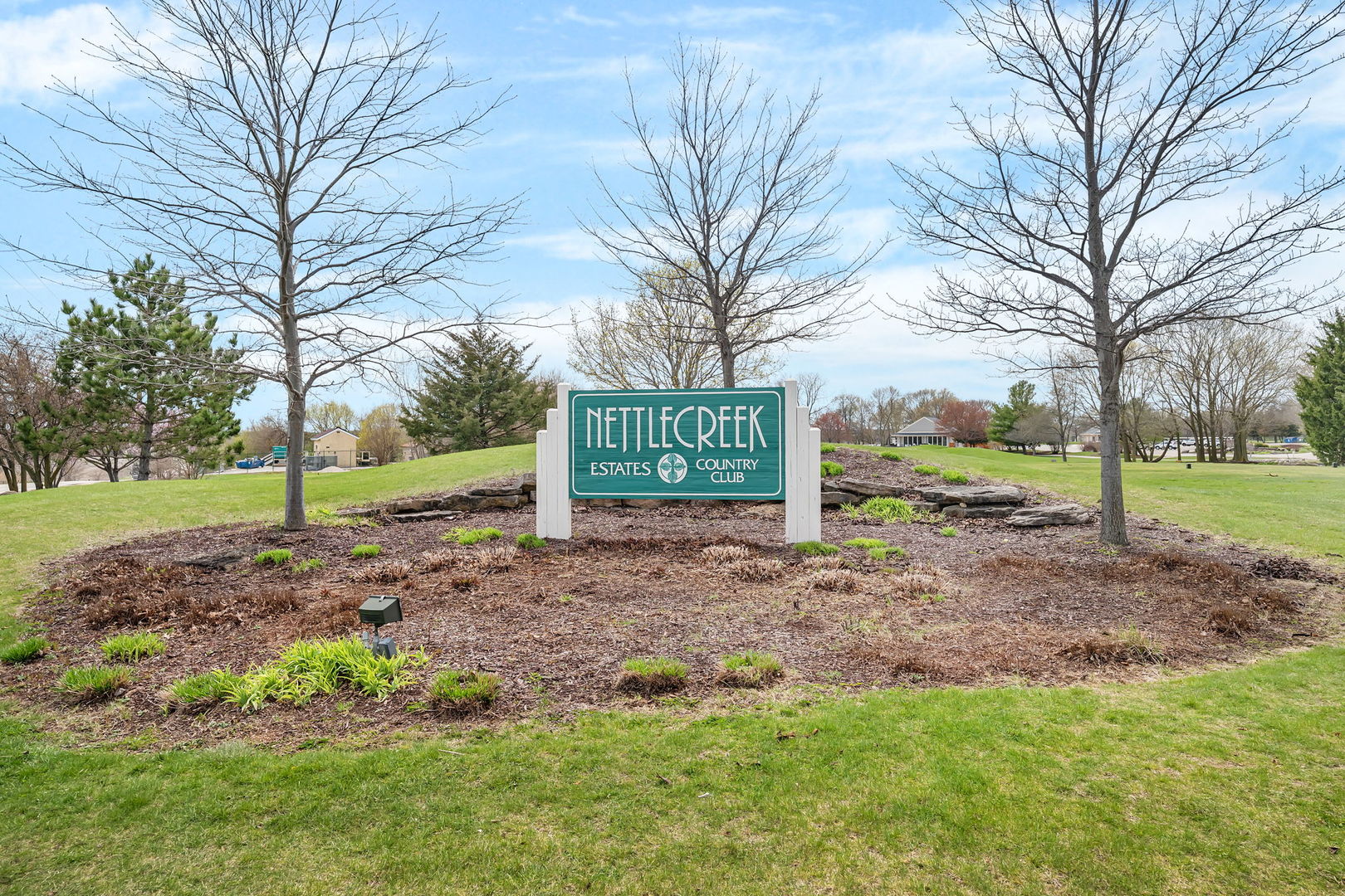 3325 Country Club Lane Morris, IL 60450 - Photo 2 of 8 a view of a park that has a tree