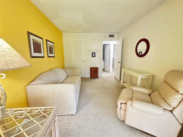 $104,900 | 23 Lyndhurst A, Unit 23, Deerfield Beach, FL 33442