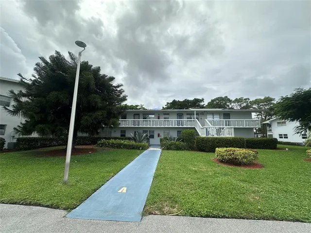 $104,900 | 23 Lyndhurst A, Unit 23, Deerfield Beach, FL 33442