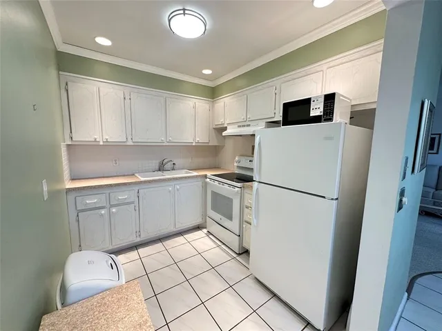 $104,900 | 23 Lyndhurst A, Unit 23, Deerfield Beach, FL 33442