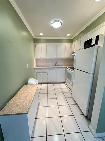$104,900 | 23 Lyndhurst A, Unit 23, Deerfield Beach, FL 33442