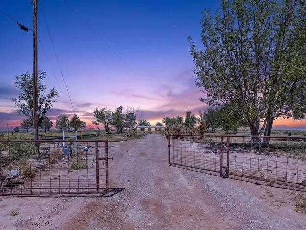 $725,000 | 222 Galicia Road, Tularosa, NM 88352