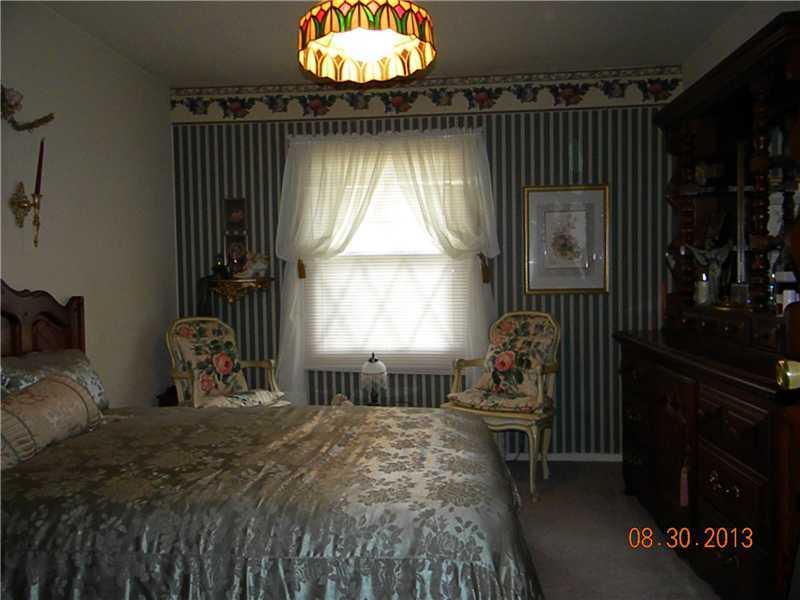 7848 Brennan Road Indianapolis, IN 46219 - Photo 6 of 11 Gallery Image 6