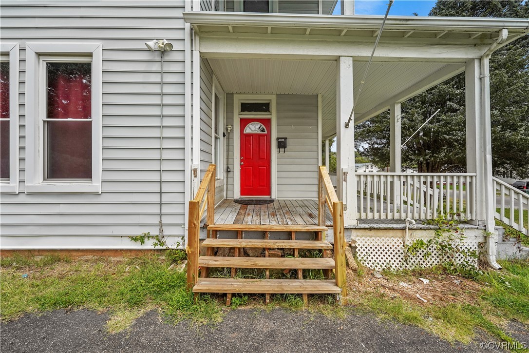 3620 Benton Avenue Richmond, VA 23222 - Photo 2 of 23 a front view of a house with a porch