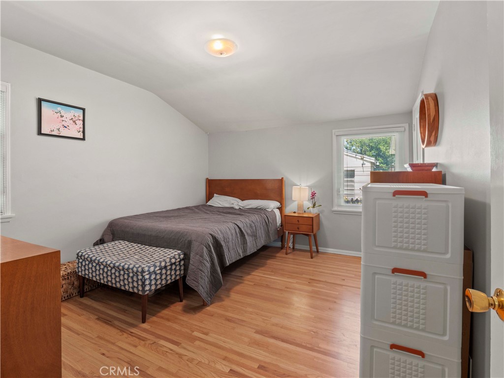 1511 North Maple Street Burbank, CA 91505 - Photo 9 of 26