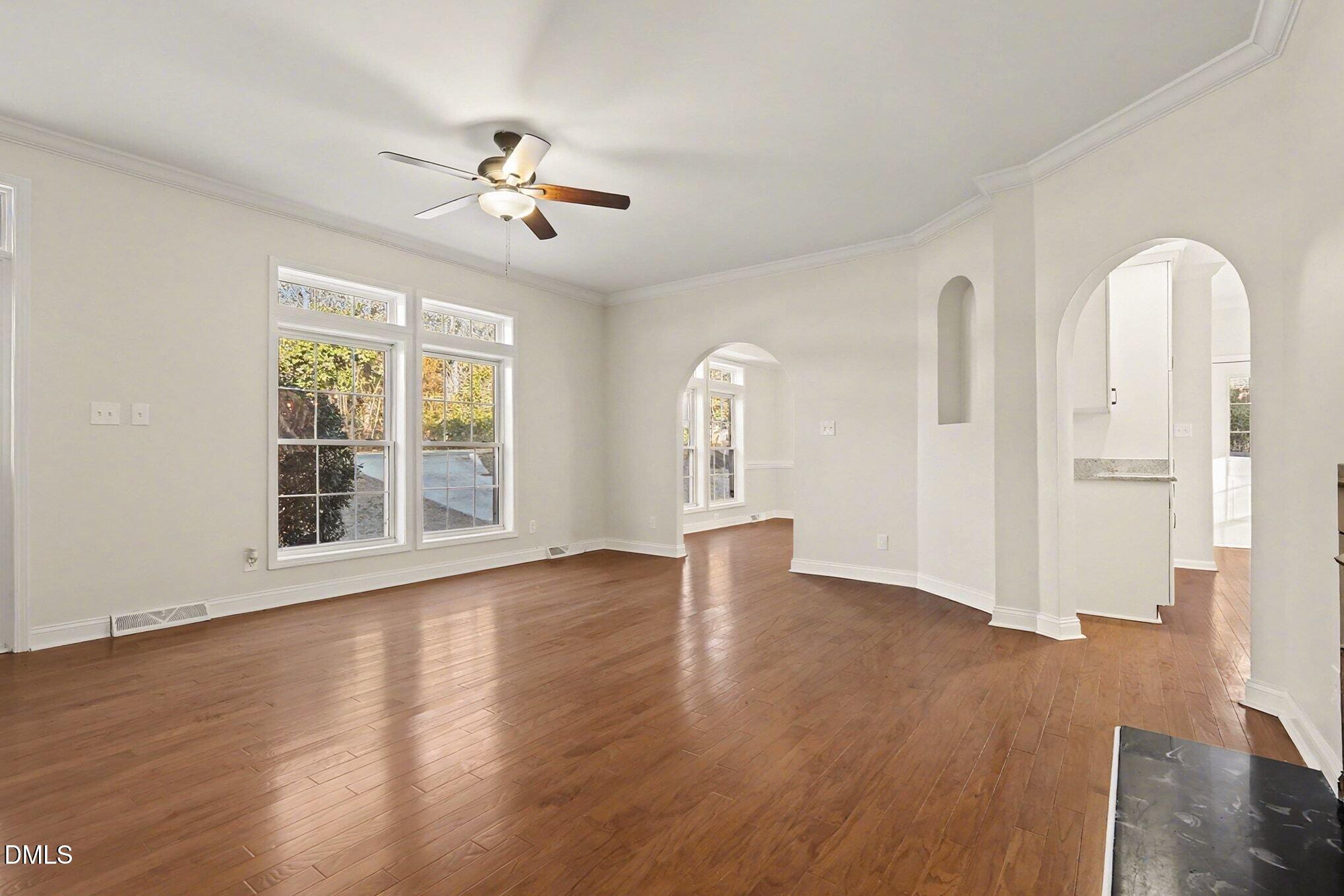 308 7th Street Wake Forest, NC 27587 - Photo 6 of 26 006_file_4962