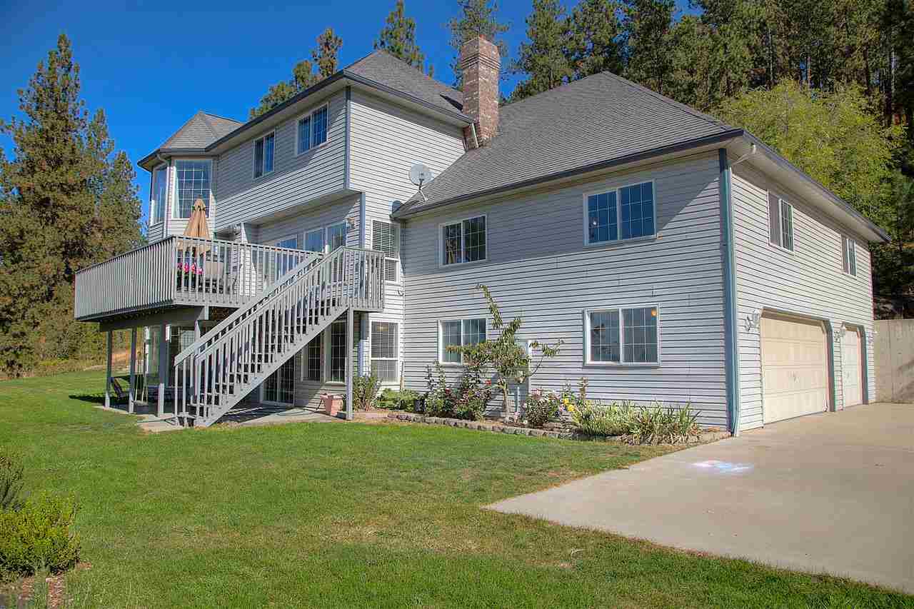 9007 East Day Road Mead, WA 99021 - Photo 2 of 20