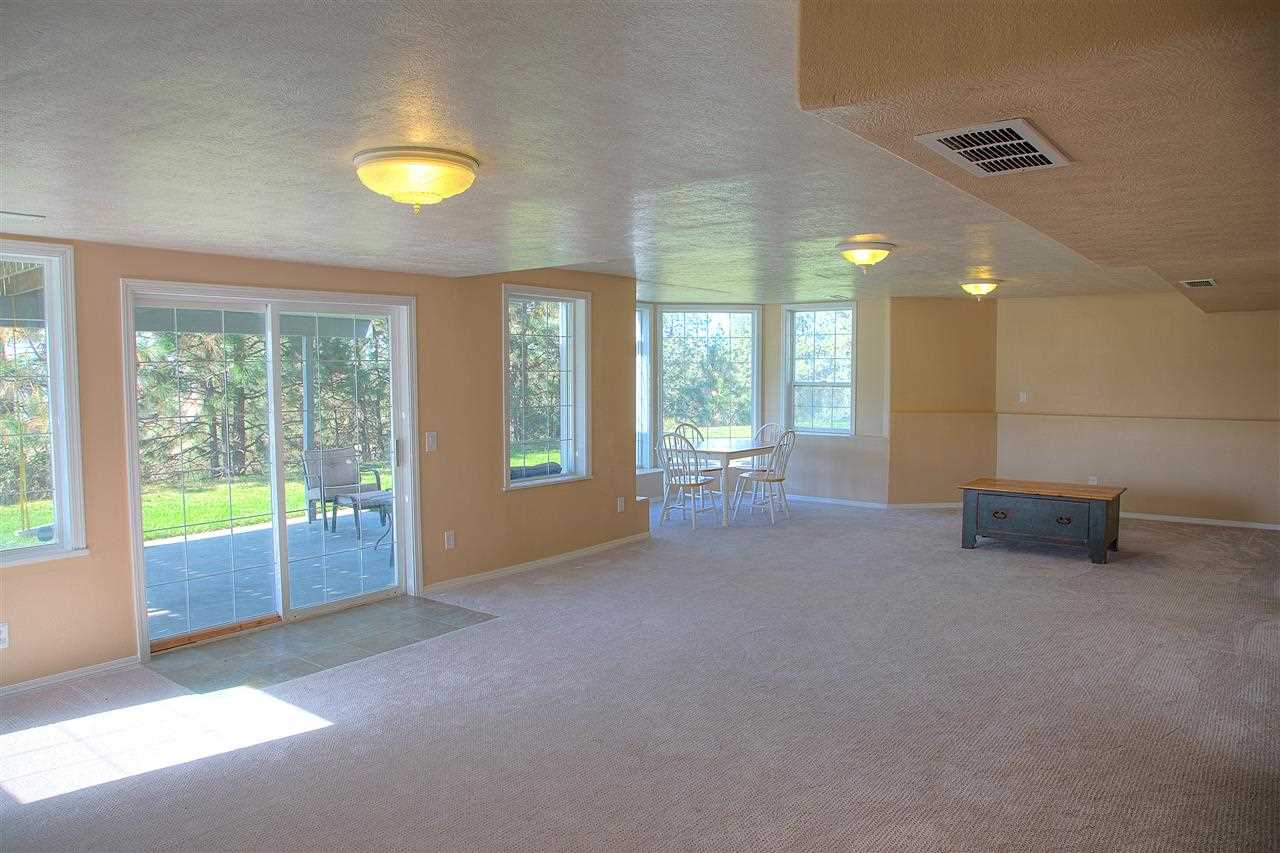 9007 East Day Road Mead, WA 99021 - Photo 18 of 20