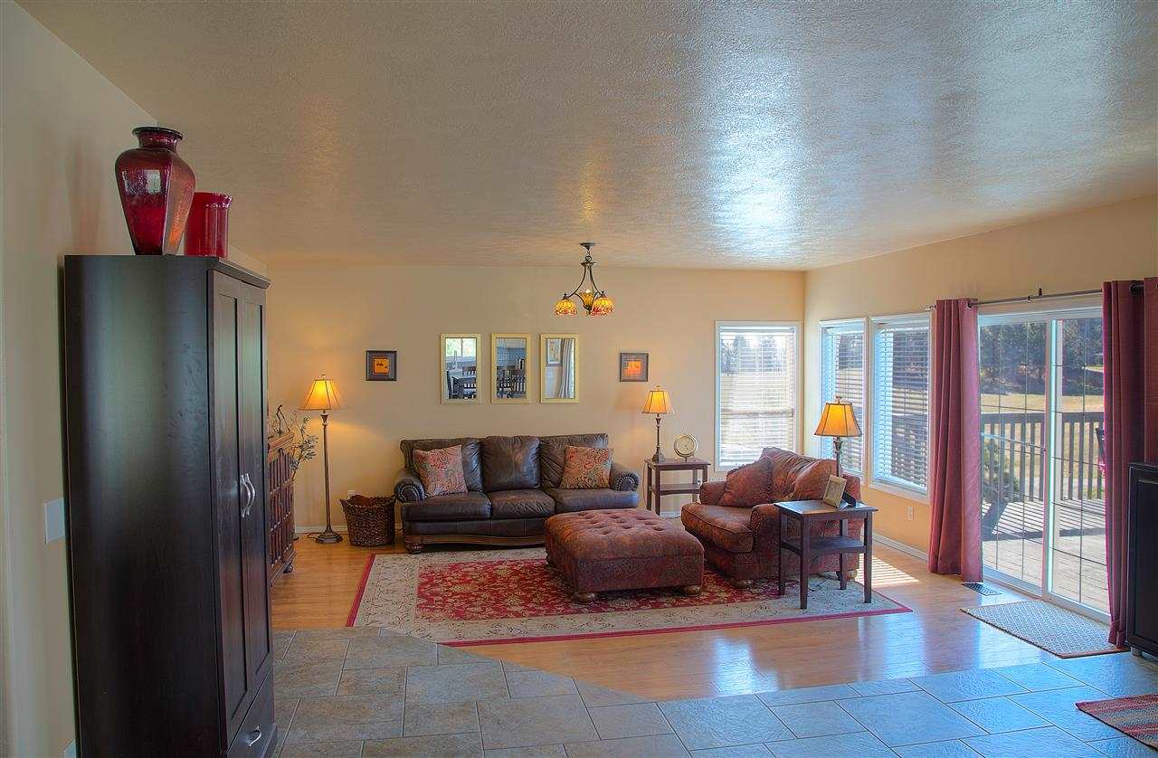 9007 East Day Road Mead, WA 99021 - Photo 7 of 20