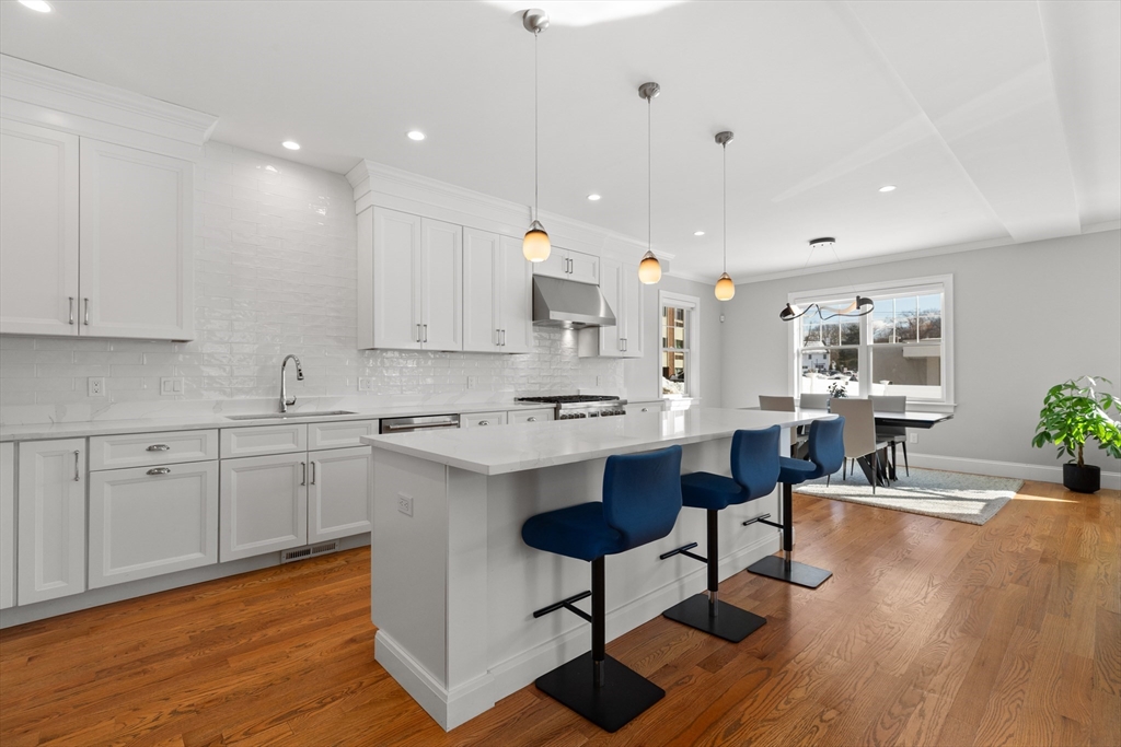 248 Webster Street, Unit 248 Needham, MA 02494 - Photo 5 of 37