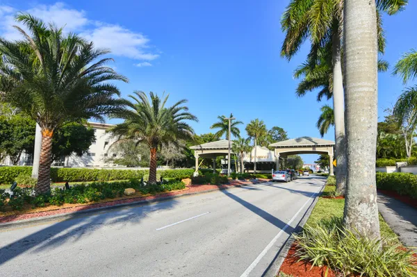 $1,900 | 1704 Andros Isle, Unit C3, Coconut Creek, FL 33066