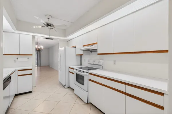 $1,900 | 1704 Andros Isle, Unit C3, Coconut Creek, FL 33066