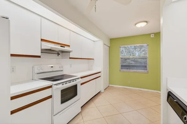 $1,900 | 1704 Andros Isle, Unit C3, Coconut Creek, FL 33066