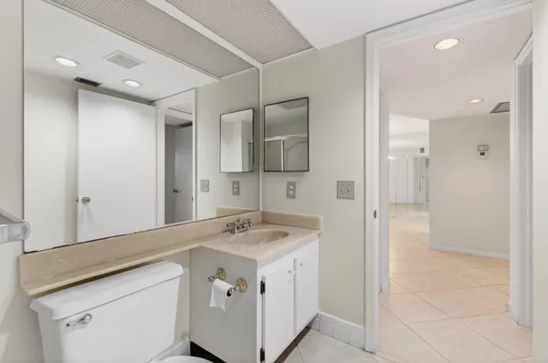 $1,900 | 1704 Andros Isle, Unit C3, Coconut Creek, FL 33066