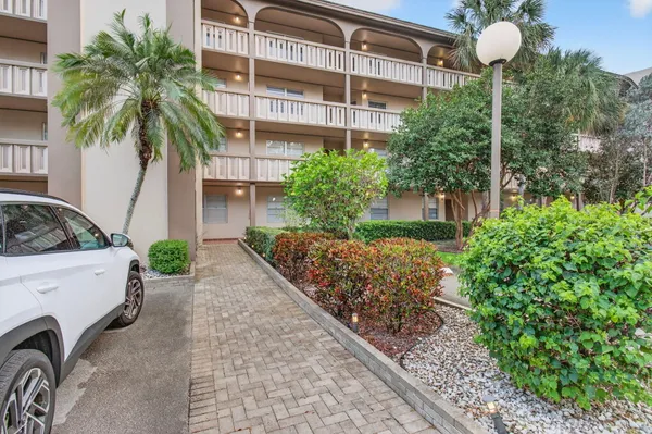 $1,900 | 1704 Andros Isle, Unit C3, Coconut Creek, FL 33066