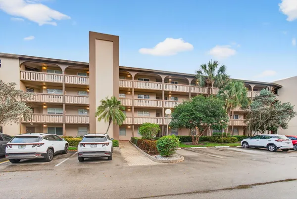 $1,900 | 1704 Andros Isle, Unit C3, Coconut Creek, FL 33066