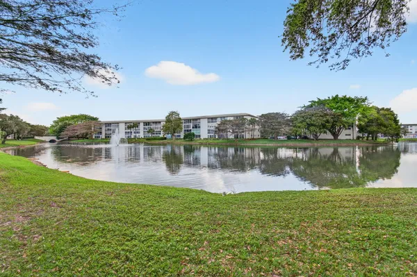 $1,900 | 1704 Andros Isle, Unit C3, Coconut Creek, FL 33066