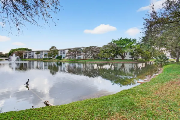$1,900 | 1704 Andros Isle, Unit C3, Coconut Creek, FL 33066